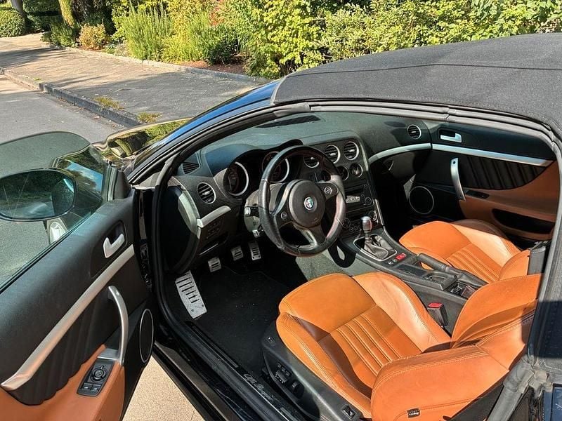 Gebraucht Alfa Romeo Spider 200 PS (147 kW) 2010 Schwarz Cabrio