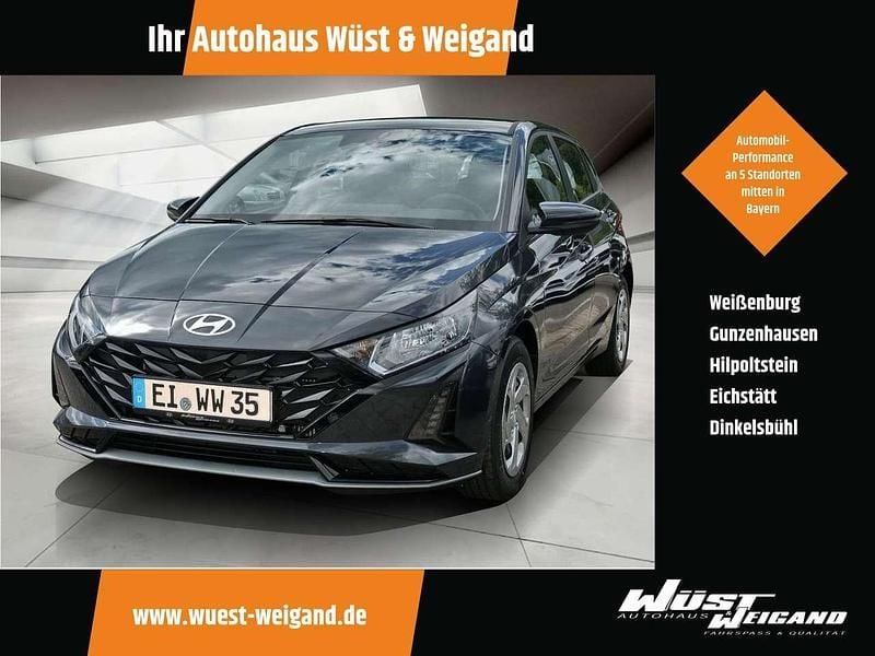 Schwarz Neu 2025 Hyundai i20 Select Kleinwagen | 19.999 € (Fairer Preis) - Bild 1/4