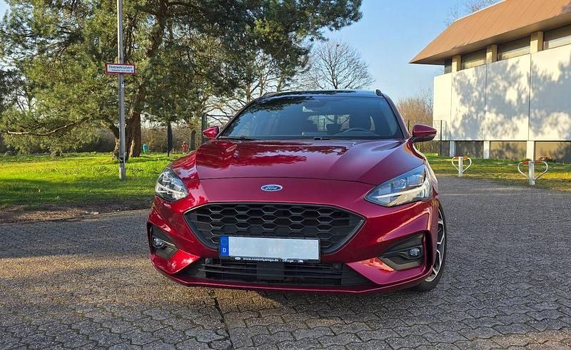 Usata Ford Focus ST-Line 182 CV (133 kW) 2019 Rosso Berlina
