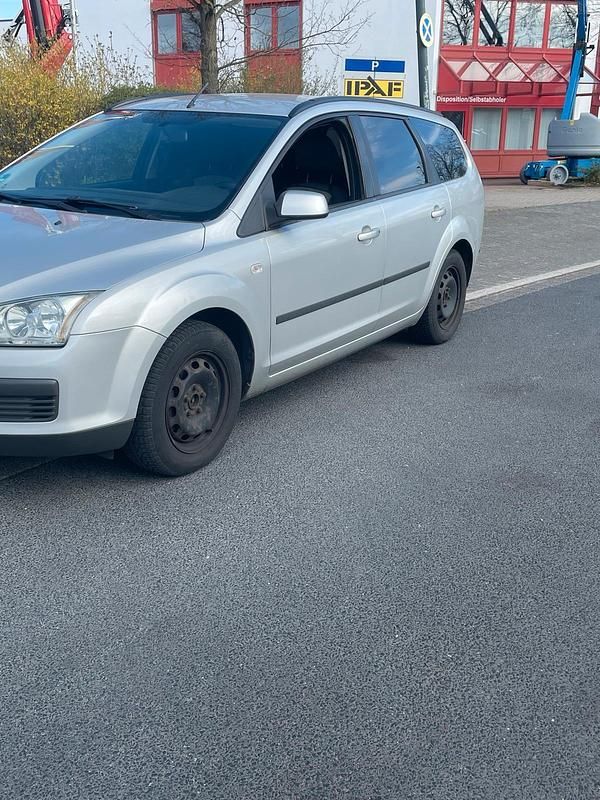 Gebraucht Ford Focus 125 PS (91 kW) 2006 Silber Kombi