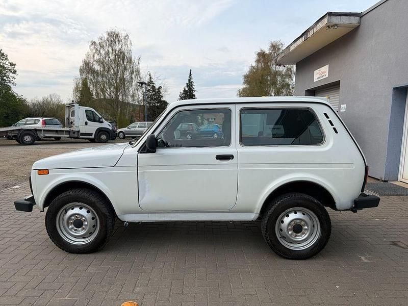 Second-hand Lada Taiga 83 CP (61 kW) 2018 Alb SUV