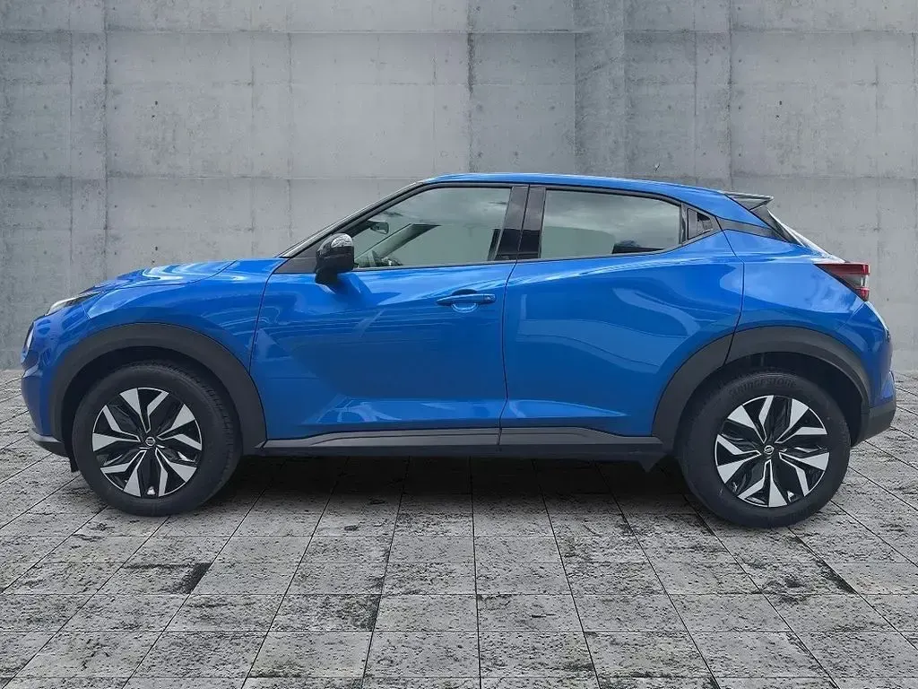 Second-hand Nissan Juke Acenta 114 CP (83 kW) 2023 Albastru SUV