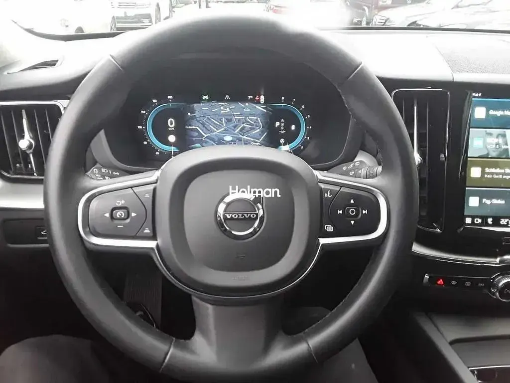 Gebraucht Volvo XC60 Core 197 PS (144 kW) 2023 Schwarz SUV