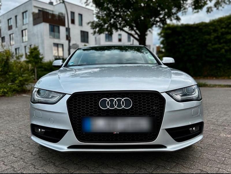 Silber Gebraucht 2012 Audi A4 Limousine | 7.900 € (Guter Preis) - Bild 1/4