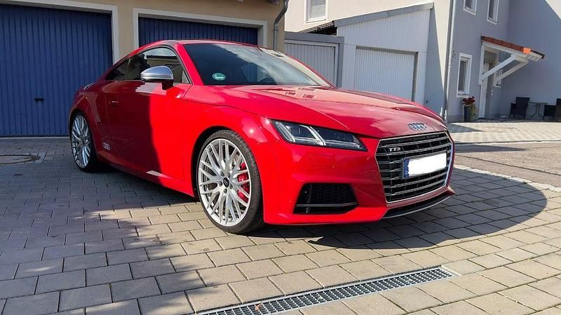 Rot Gebraucht 2016 Audi TTS Ambiente Coupé | 36.399 € (Fairer Preis) - Bild 1/4