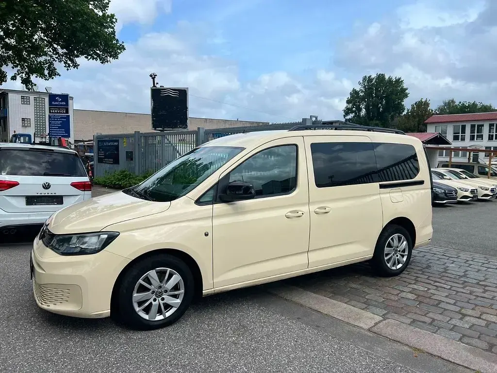 Gebraucht VW Caddy Maxi 122 PS (89 kW) 2022 Beige Van / Kleinbus