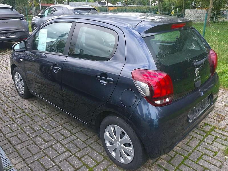 Gebraucht Peugeot 108 Active 69 PS (50 kW) 2015 Smalt blau Kleinwagen