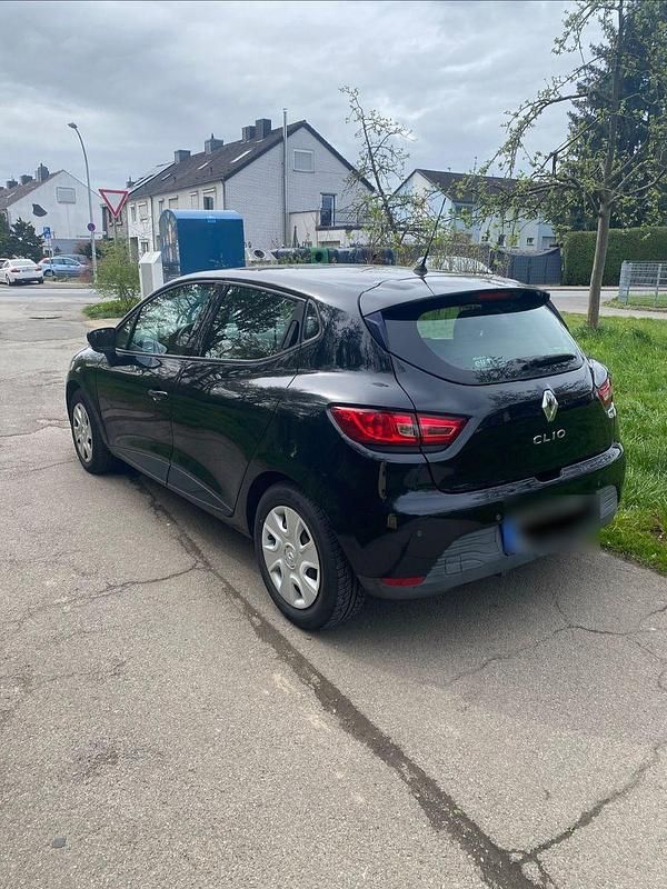 Gebraucht Renault Clio IV Life 75 PS (55 kW) 2016 Schwarz Kleinwagen