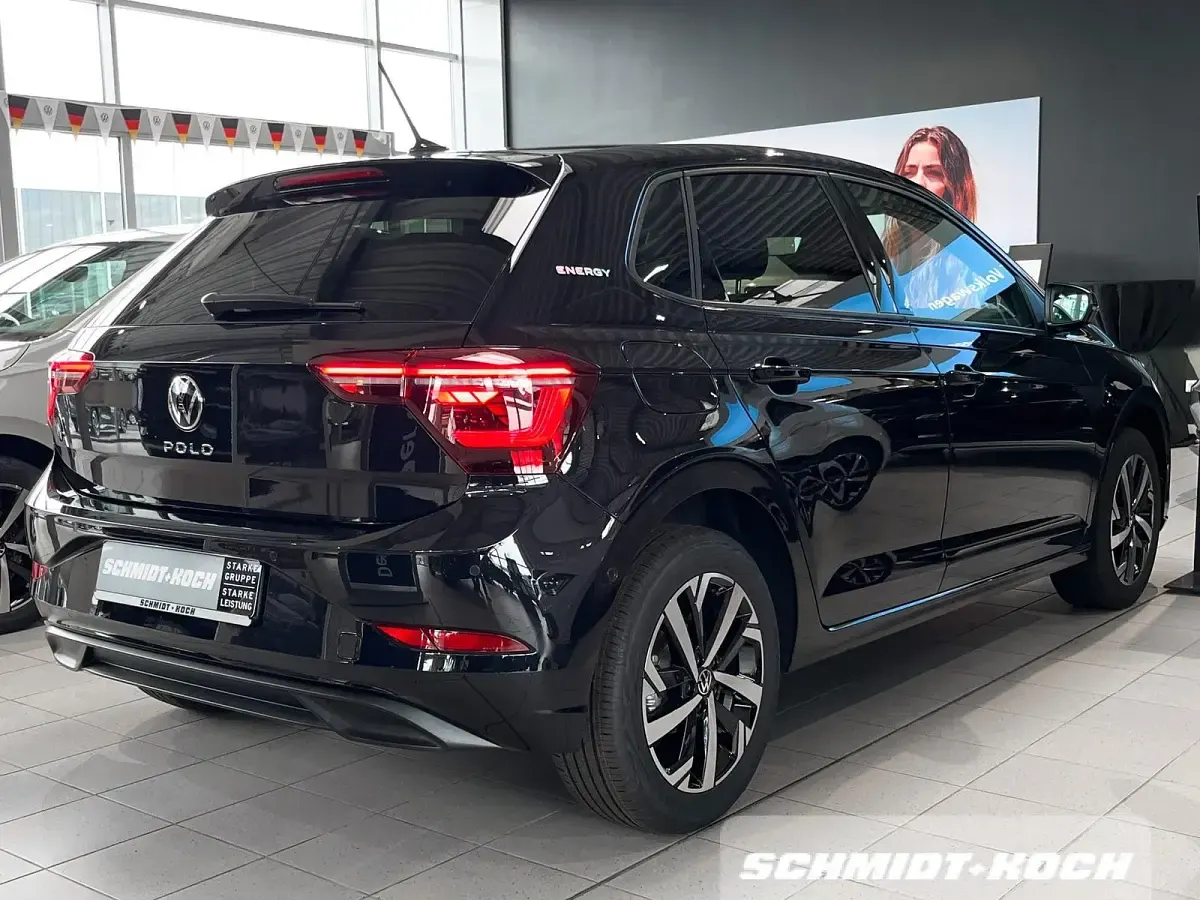 Neu VW Polo 116 PS (85 kW) 2026 Deep black perleffekt (schwarz) Kleinwagen