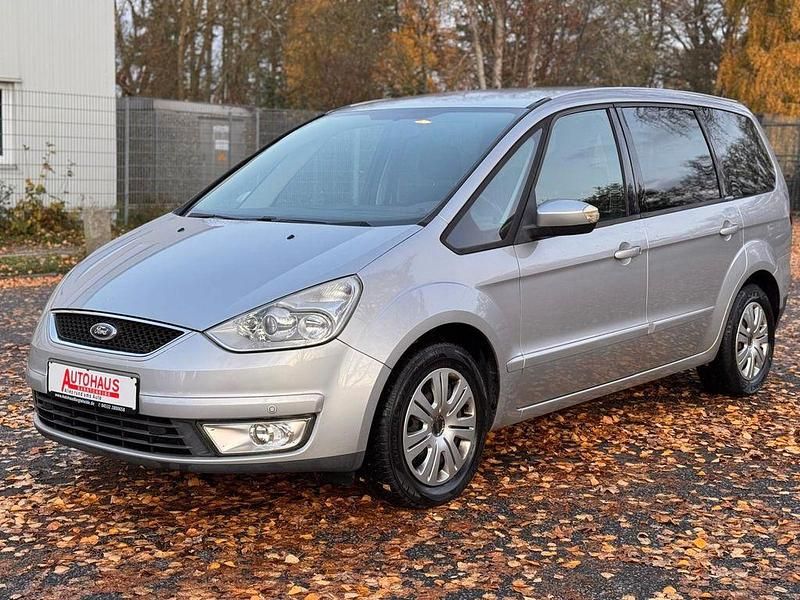 Silber Gebraucht 2006 Ford Galaxy Trend Van / Kleinbus | 4.999 € (Fairer Preis) - Bild 1/4
