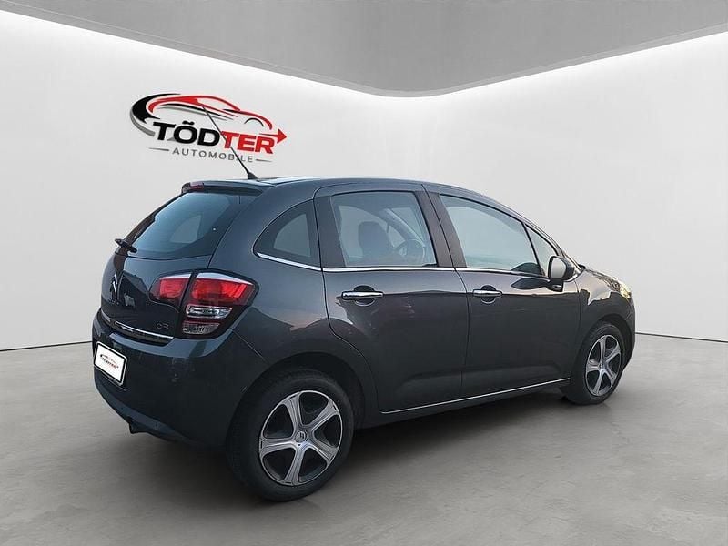 Usado Citroën C3 SELECTION 82 CV (60 kW) 2016 Gris Berlina