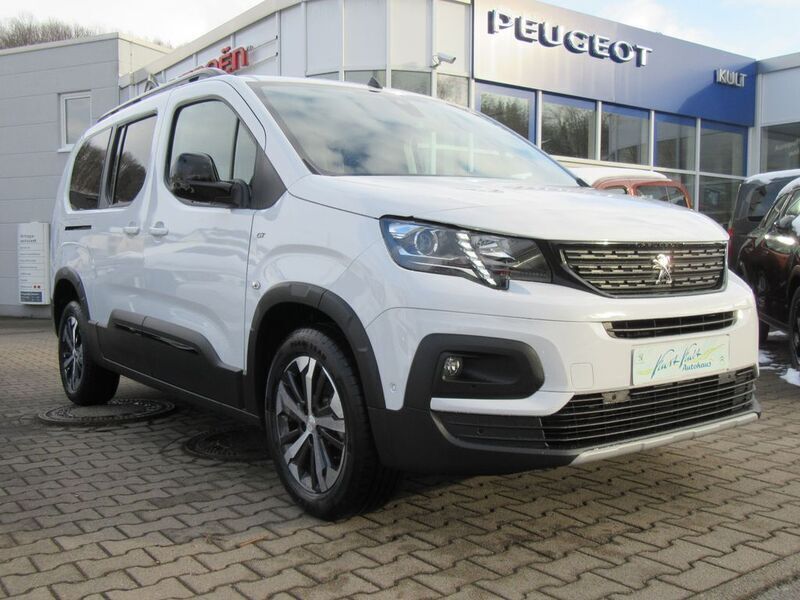 Weiß Gebraucht 2023 Peugeot Rifter GT Van / Kleinbus | 37.900 € - Bild 1/4