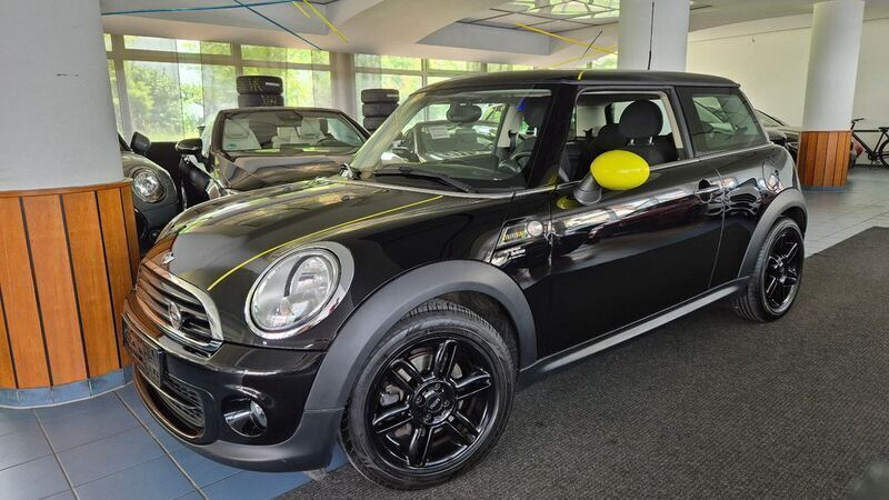 Schwarz Gebraucht 2014 Mini ONE Salt Kleinwagen | 7.990 € (Teuer) - Bild 1/4