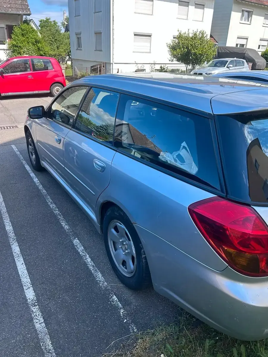 Gebraucht Subaru Legacy 135 PS (99 kW) 2003 Grau Kombi