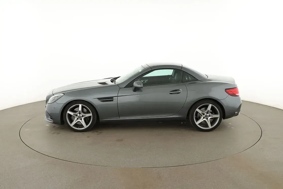 Gebraucht Mercedes SLC300 AMG line 245 PS (180 kW) 2018 Grau Cabrio