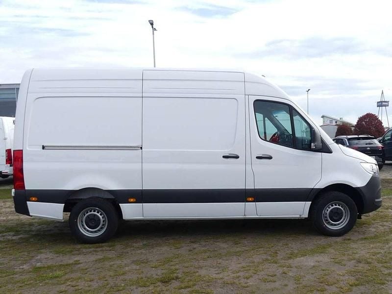 Nowe Mercedes Sprinter 150 KM (110 kW) 2026 Biały Van