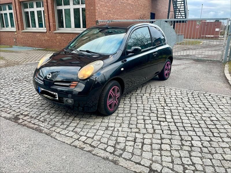 Gebraucht Nissan Micra 65 PS (47 kW) 2003 Rot Kleinwagen