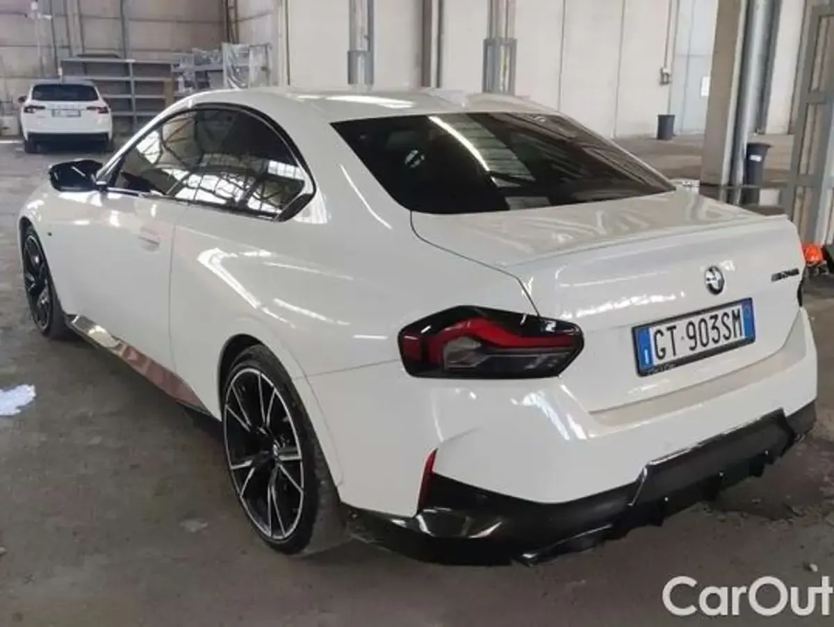Gebraucht BMW M240i 374 PS (275 kW) 2024 Weiß Coupé