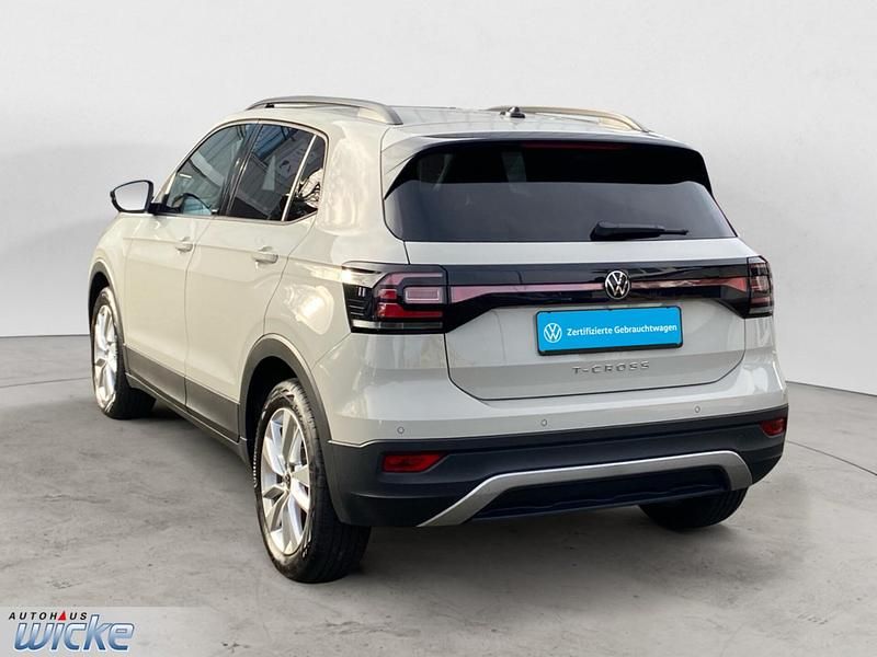 Gebraucht VW T-Cross Move 110 PS (80 kW) 2023 Grau SUV