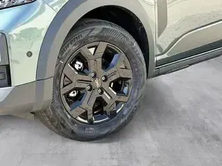 Neu Dacia Sandero Extreme 122 PS (89 kW) 2026 Zeder grün Kleinwagen