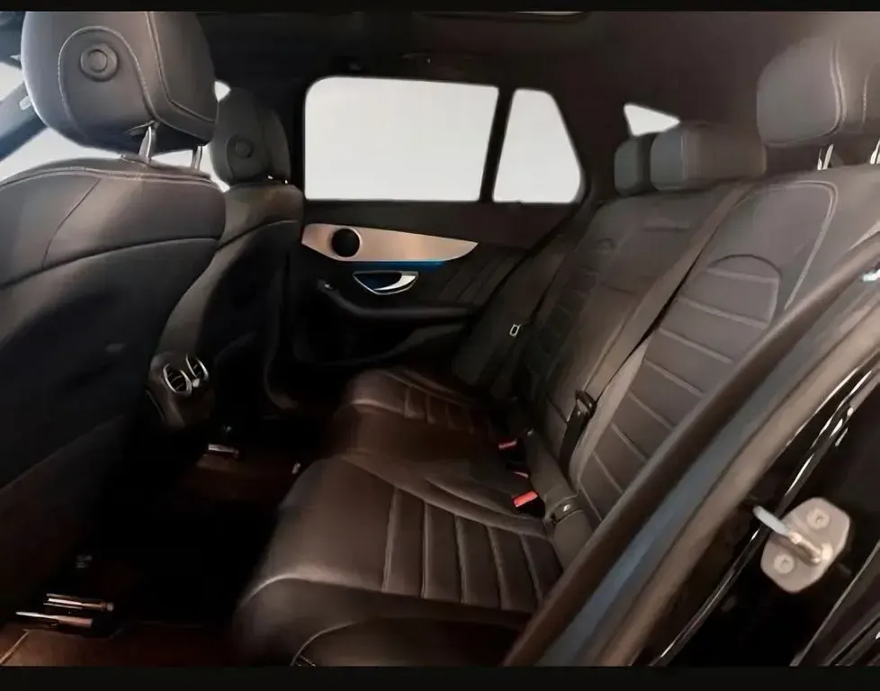 Gebraucht Mercedes C400 AMG line 333 PS (244 kW) 2018 Schwarz Limousine
