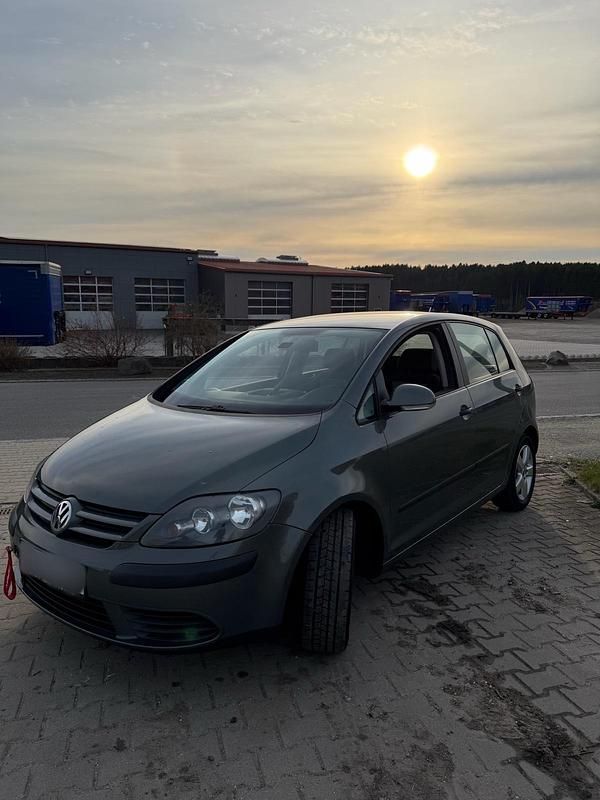 Gebraucht VW Golf Plus Cross 116 PS (85 kW) 2006 Grau Van / Kleinbus