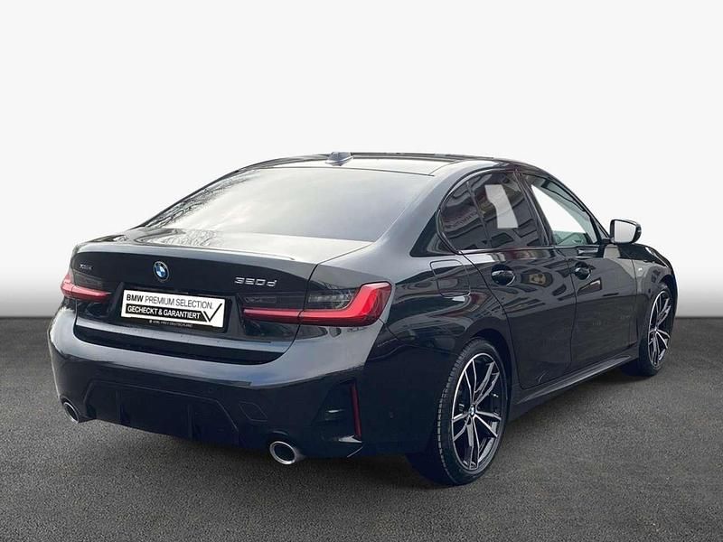 Gebraucht BMW 320 Performance 190 PS (139 kW) 2024 Black sapphire metallic Limousine