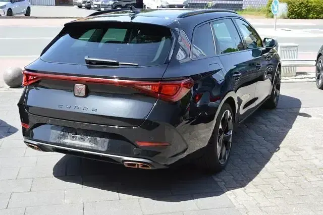Gebraucht Cupra Leon 204 PS (150 kW) 2023 Mitternachtsschwarz (metallic) Limousine