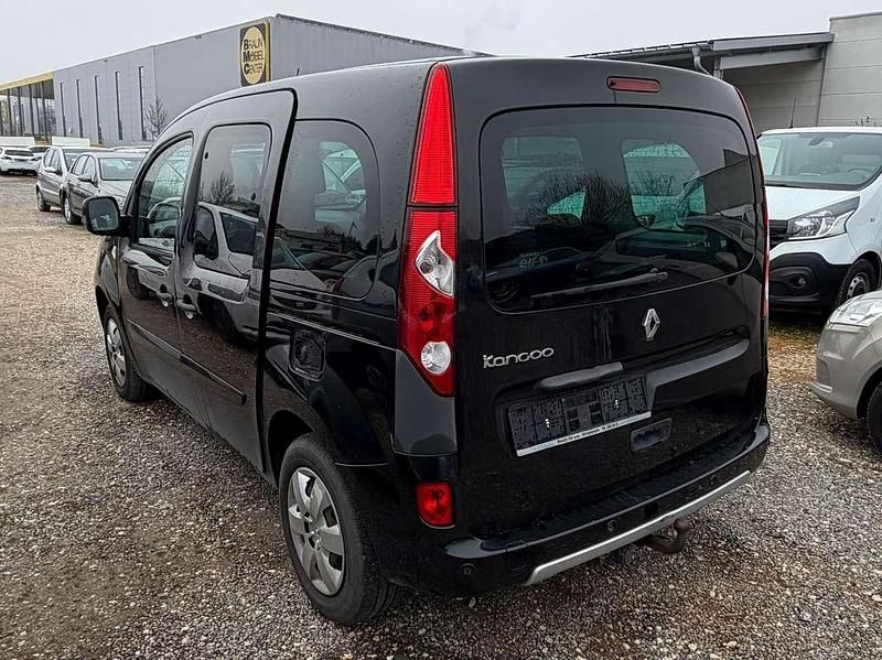 Gebraucht Renault Kangoo Privilege 106 PS (77 kW) 2010 Schwarz Kombi