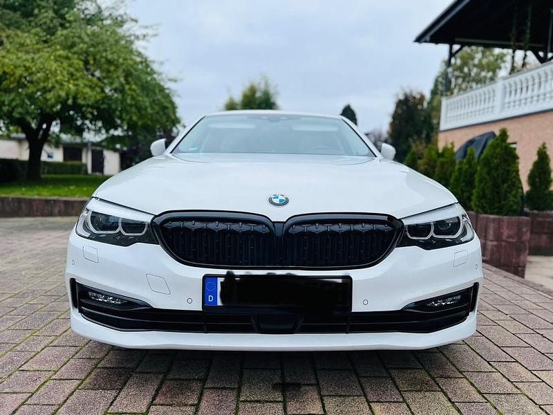 Gebraucht BMW 520 190 PS (139 kW) 2017 Weiß Limousine