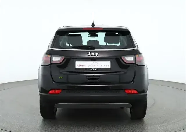Gebraucht Jeep Compass Altitude 131 PS (96 kW) 2024 Andere SUV
