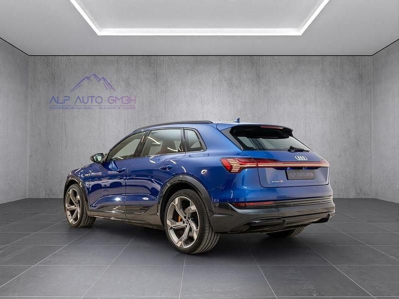 Gebraucht Audi e-tron Sport 369 kW (503 PS) 2021 Individuallackierungen audi ex SUV