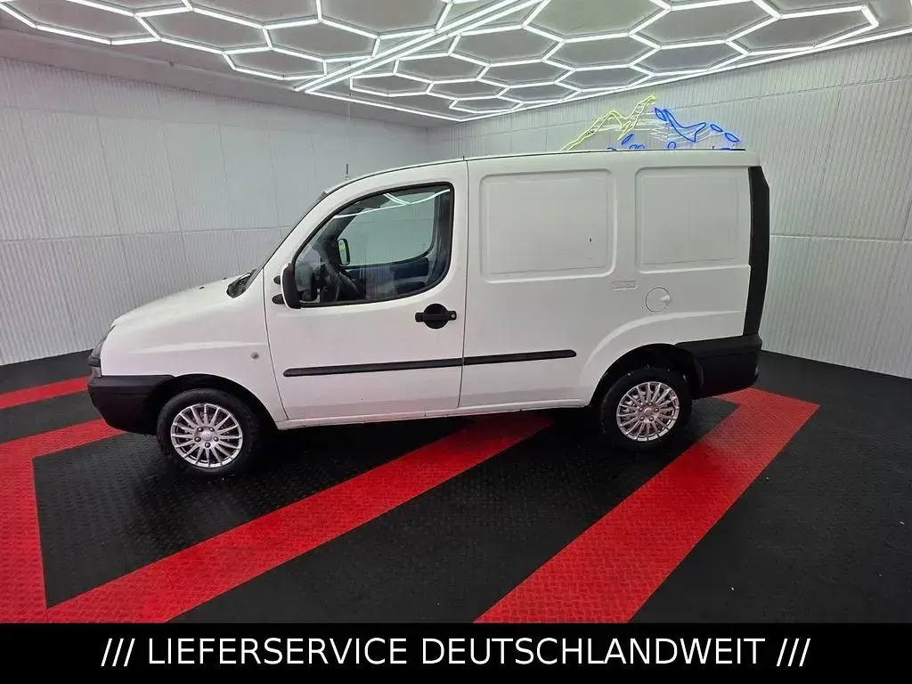 Gebraucht Fiat Doblò 101 PS (74 kW) 2006 Weiß Van / Kleinbus