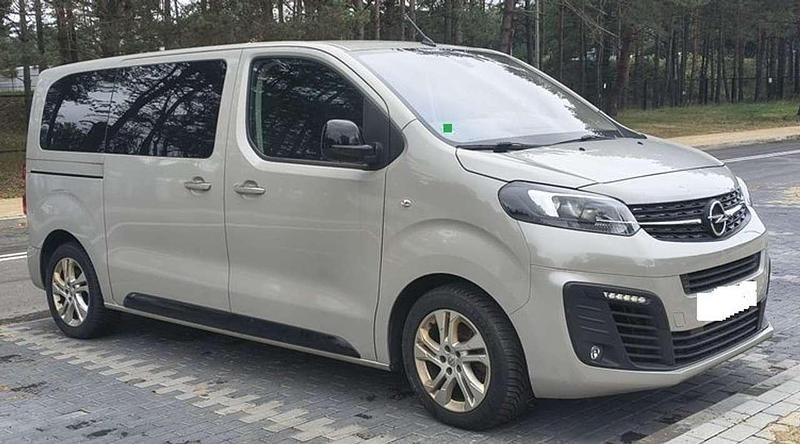 Grau Gebraucht 2023 Opel Zafira Life Edition Van | 32.999 € (Guter Preis) - Bild 1/4
