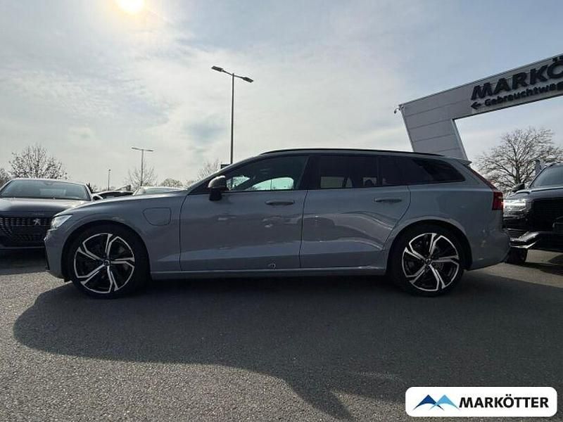 Gebraucht Volvo V60 Plus 398 PS (292 kW) 2024 Grau Kombi