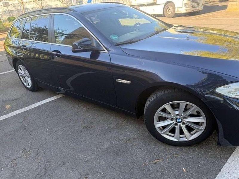 Second-hand BMW 525 204 CP (150 kW) 2011 Albastru Break