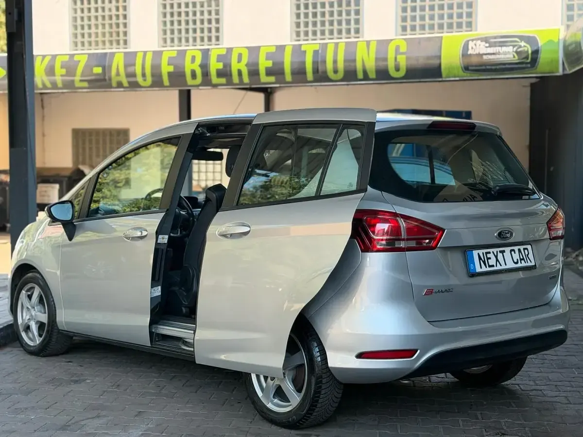 Gebraucht Ford B-MAX 101 PS (74 kW) 2013 Silber Van / Kleinbus