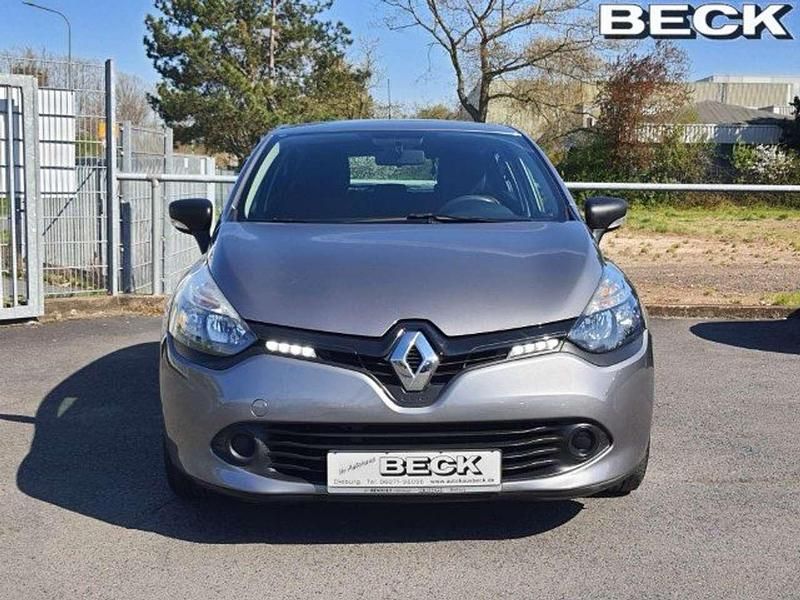 Second-hand Renault Clio IV Expression 73 CP (53 kW) 2015 Gri Hatchback