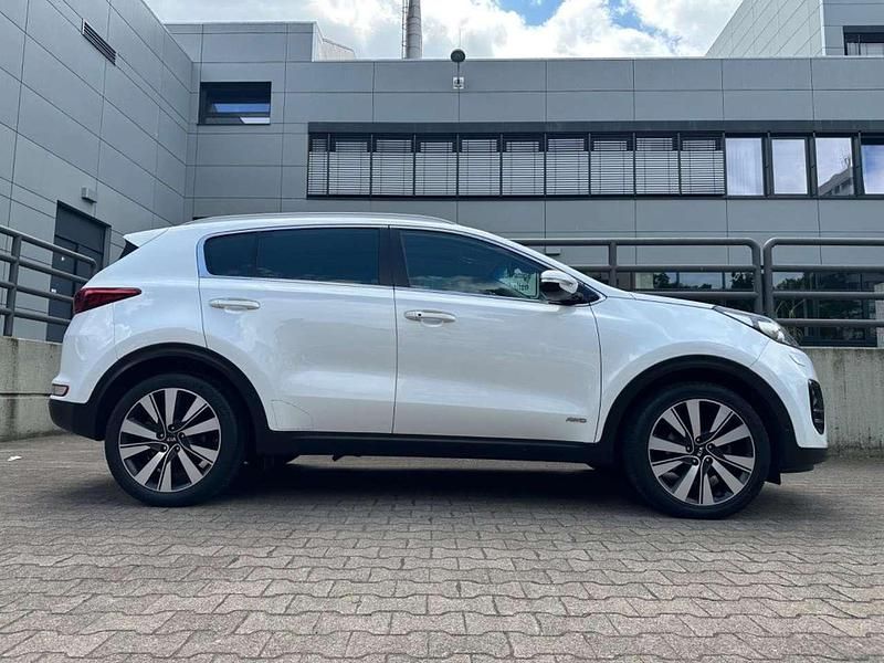 Weiß Gebraucht 2017 Kia Sportage Platinum SUV | 12.400 € - Bild 1/4