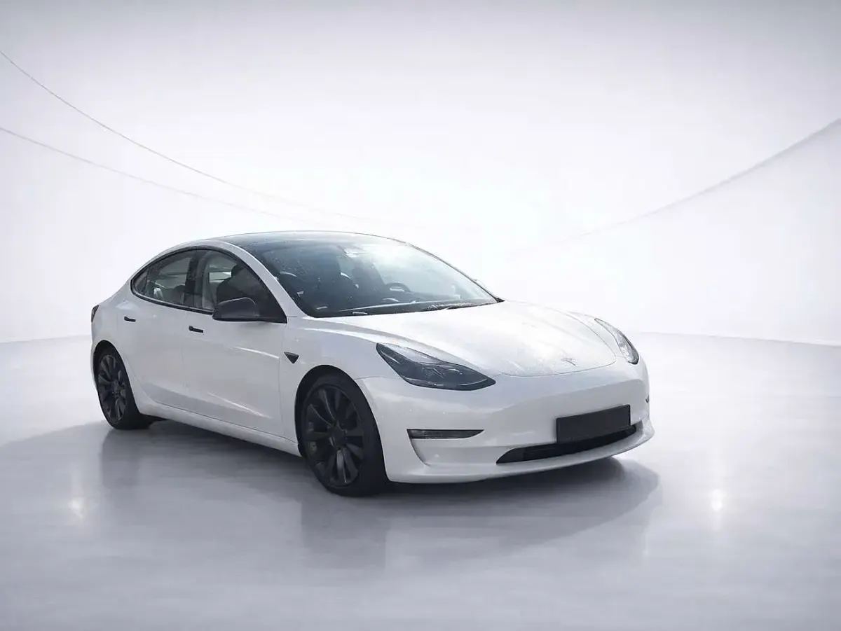 Usado Tesla Model 3 Performance 377 kW (513 CV) 2022 Blanco Berlina