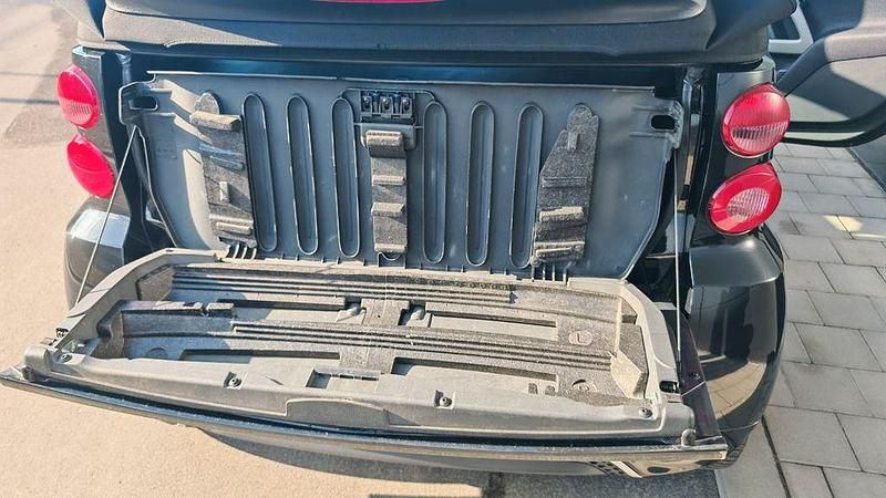 Gebraucht Smart ForTwo Cabrio Passion 71 PS (52 kW) 2011 Schwarz Cabrio