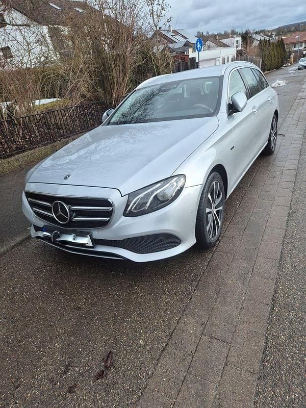 Gebraucht Mercedes E300 245 PS (180 kW) 2019 Silber Kombi