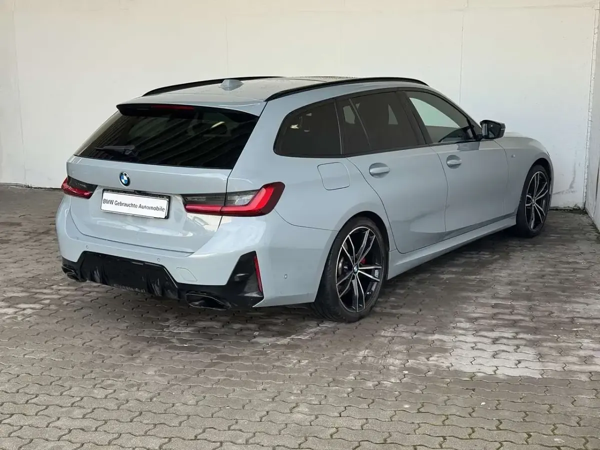 Gebraucht BMW 340 340 PS (250 kW) 2023 M brooklyn grau metallic Kombi