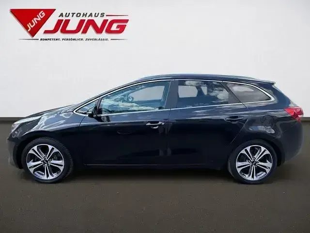 Gebraucht Kia Ceed Sportswagon Platinum Edition 135 PS (99 kW) 2018 Schwarz Kombi