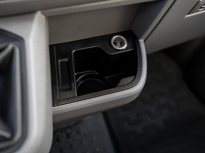 Gebraucht VW Transporter 150 PS (110 kW) 2021 Weiß Van