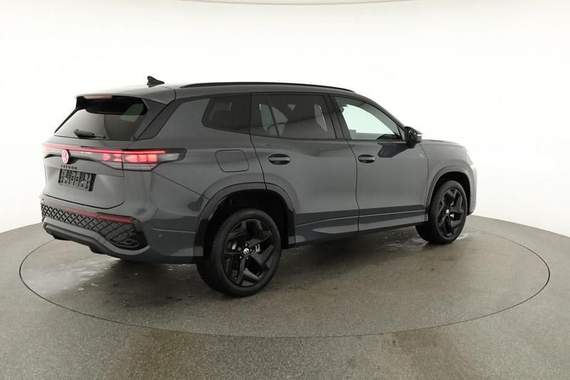 Neu VW Tayron R-line 204 PS (150 kW) 2026 Delfingrau metallic SUV