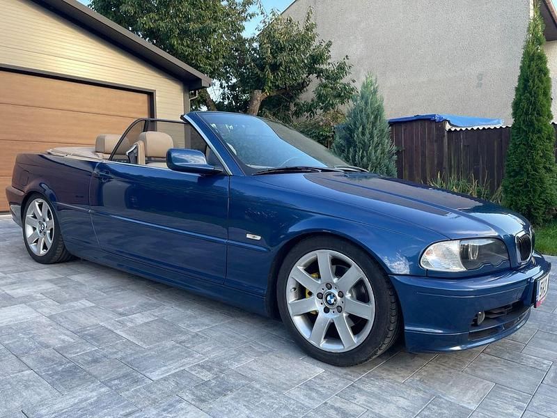 Blau Gebraucht 2003 BMW 320 Cabriolet Cabrio | 10.999 € (Etwas zu teuer) - Bild 1/4