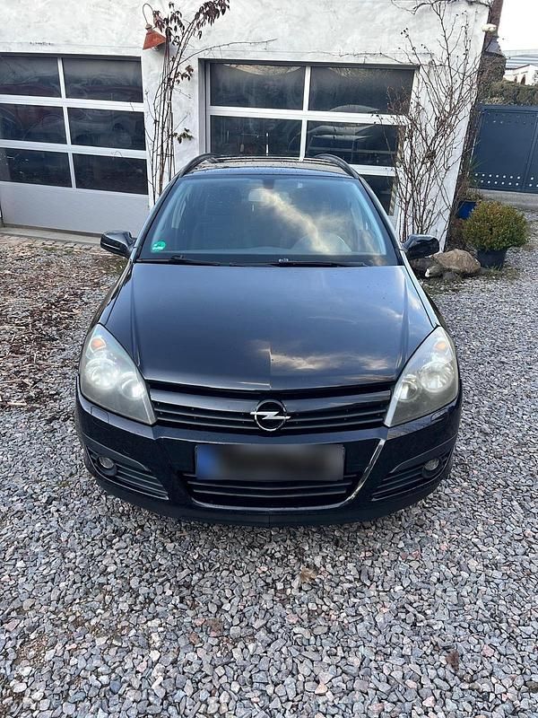 Gebraucht Opel Astra 125 PS (91 kW) 2005 Schwarz Kombi