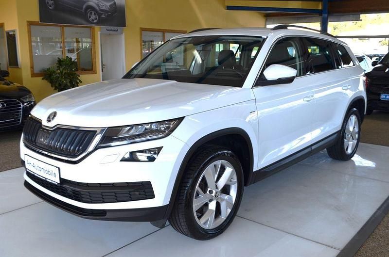 Pure weiss Gebraucht 2018 Skoda Kodiaq Soleil SUV | 17.880 € (Guter Preis) - Bild 1/4
