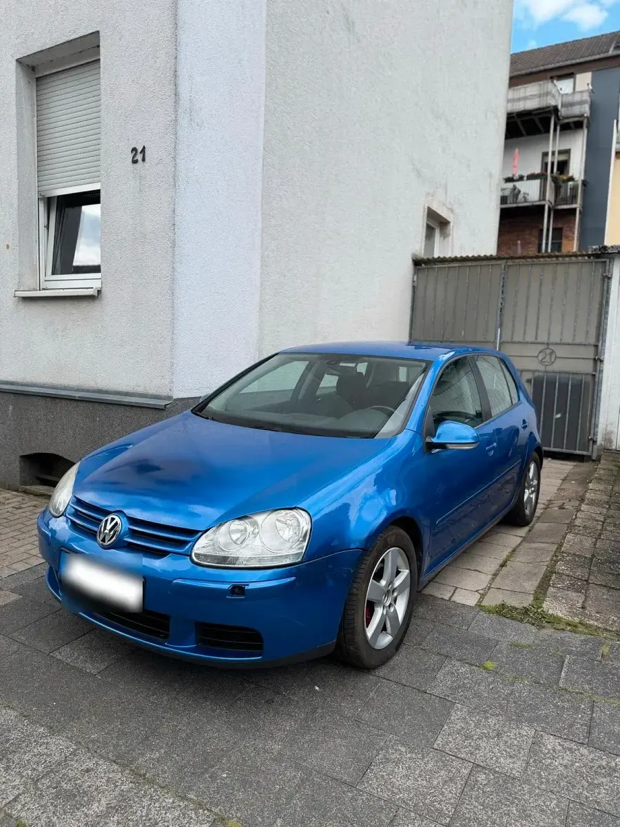 Gebraucht VW Golf V 140 PS (102 kW) 2006 Blau Kleinwagen